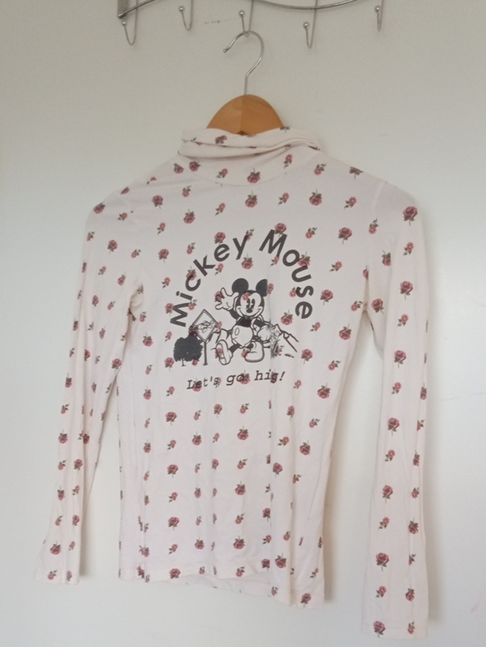 Uniqlo Women's Long Sleeve Mickey Mouse Rose Print Tee - Cream with Pink Roses